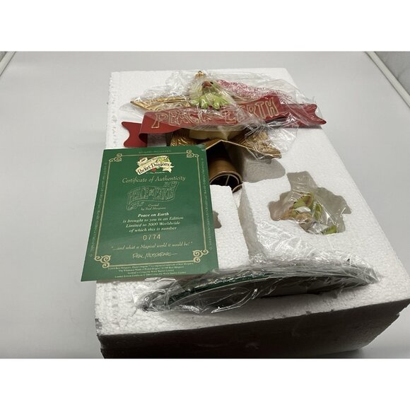 Pocket Dragon ""Peace on Earth" Tree Topper Limited Edition Christmas Collectibl - Picture 3 of 11